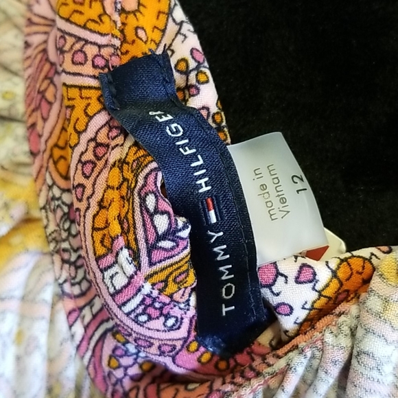 ❌Sold❌NWT Tommy Hilfiger Dress w/ high neck collar - Picture 4 of 7